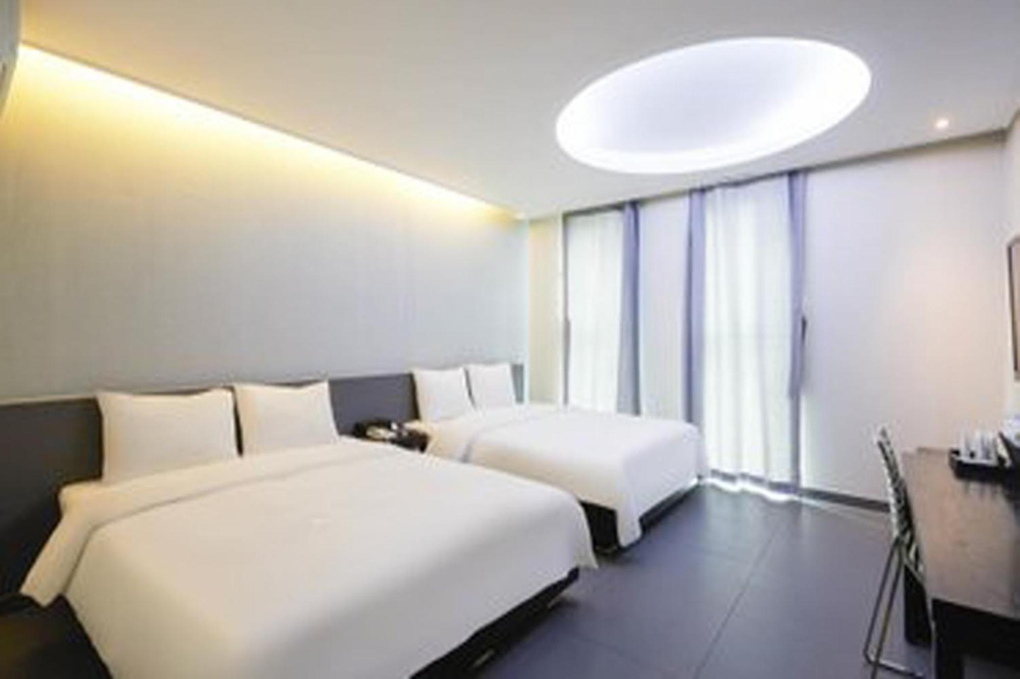 G Tourist Hotel Wolmido Inchon Exterior foto