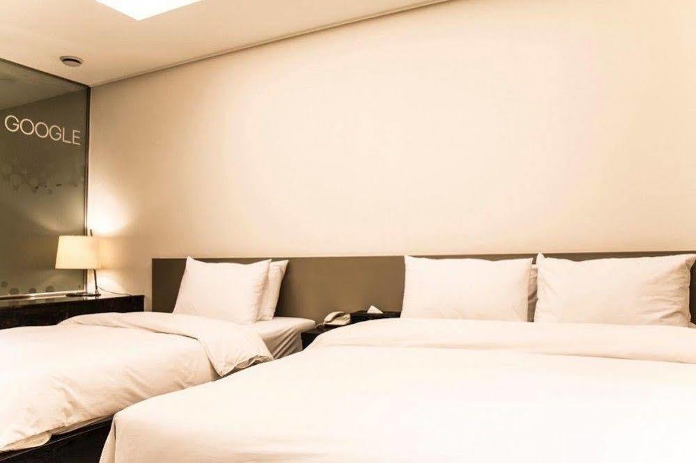 G Tourist Hotel Wolmido Inchon Exterior foto
